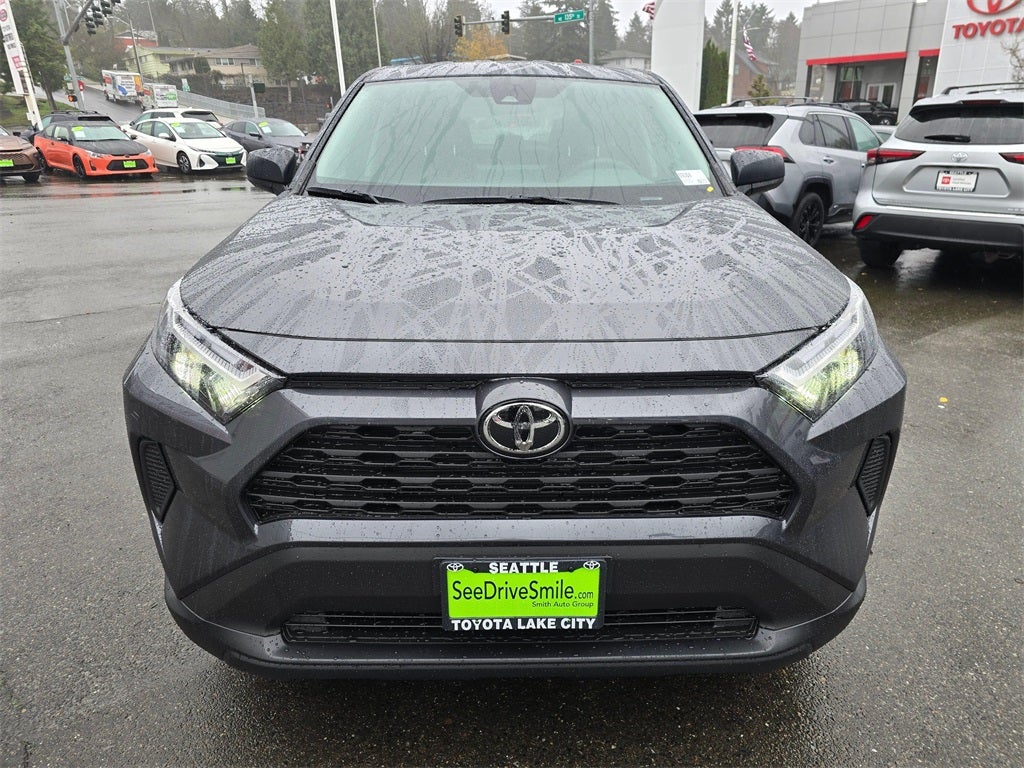 2025 Toyota RAV4 LE