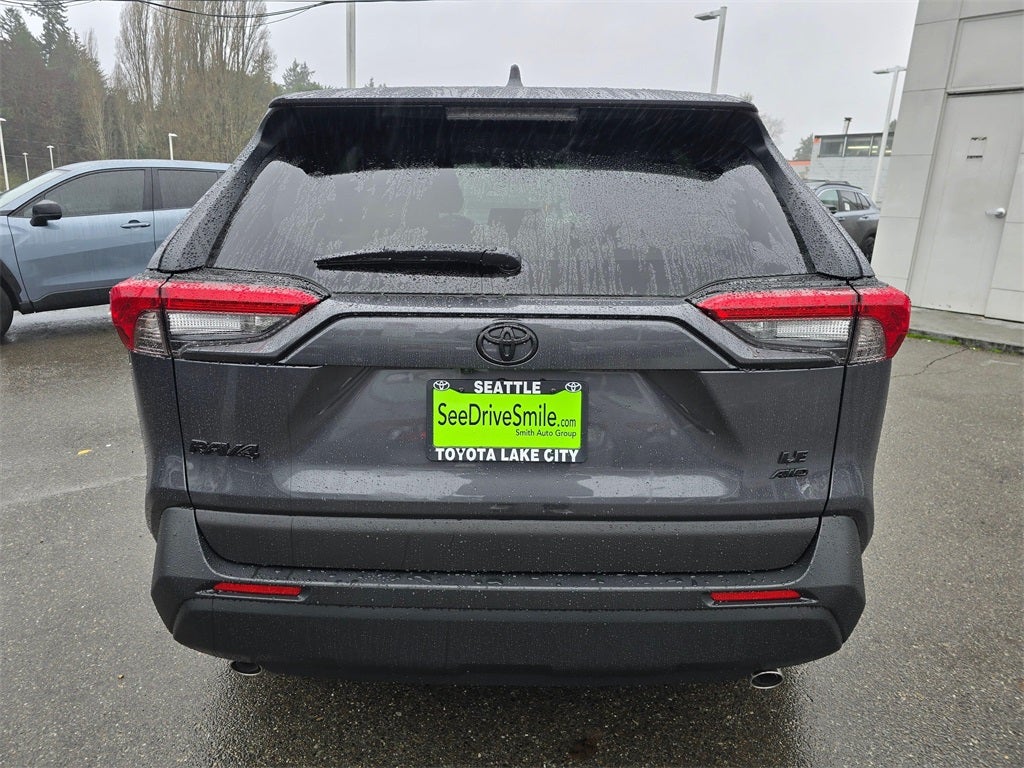2025 Toyota RAV4 LE