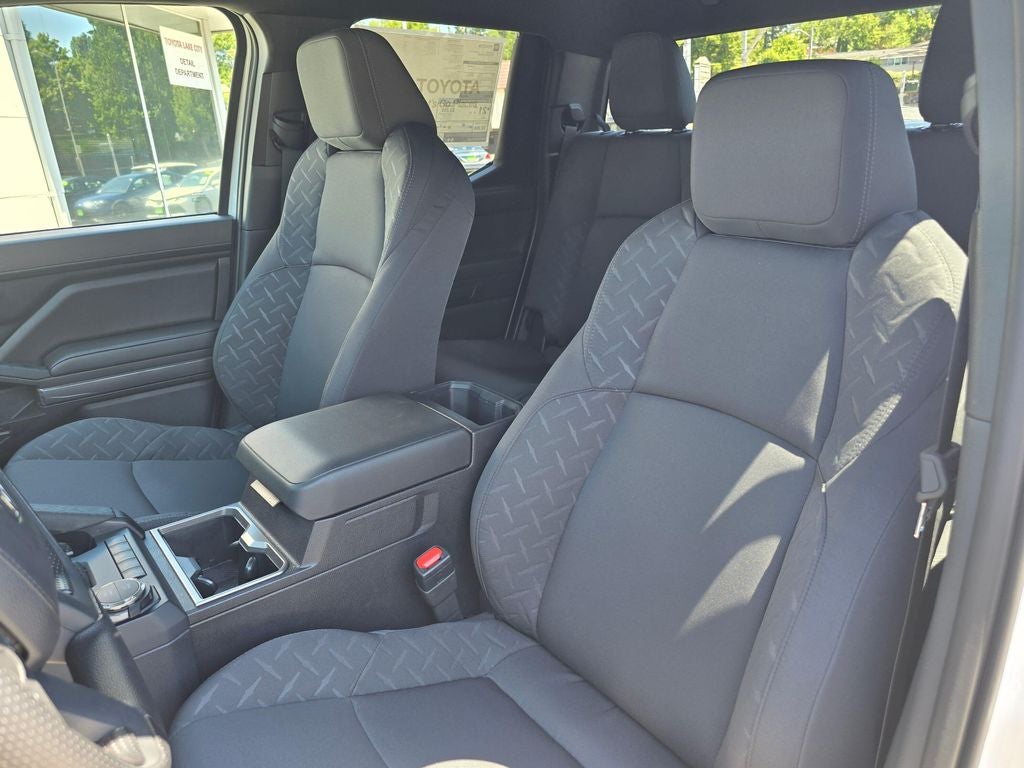 2026 Toyota Tacoma SR5 - Photo 21