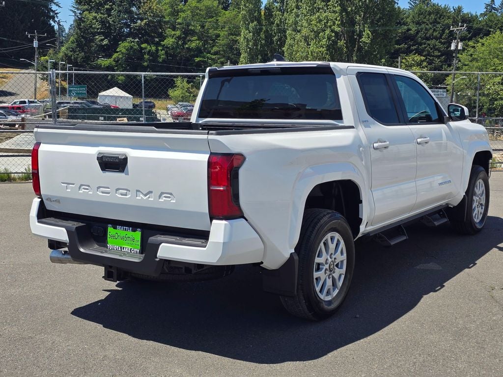 2026 Toyota Tacoma SR5 - Photo 7
