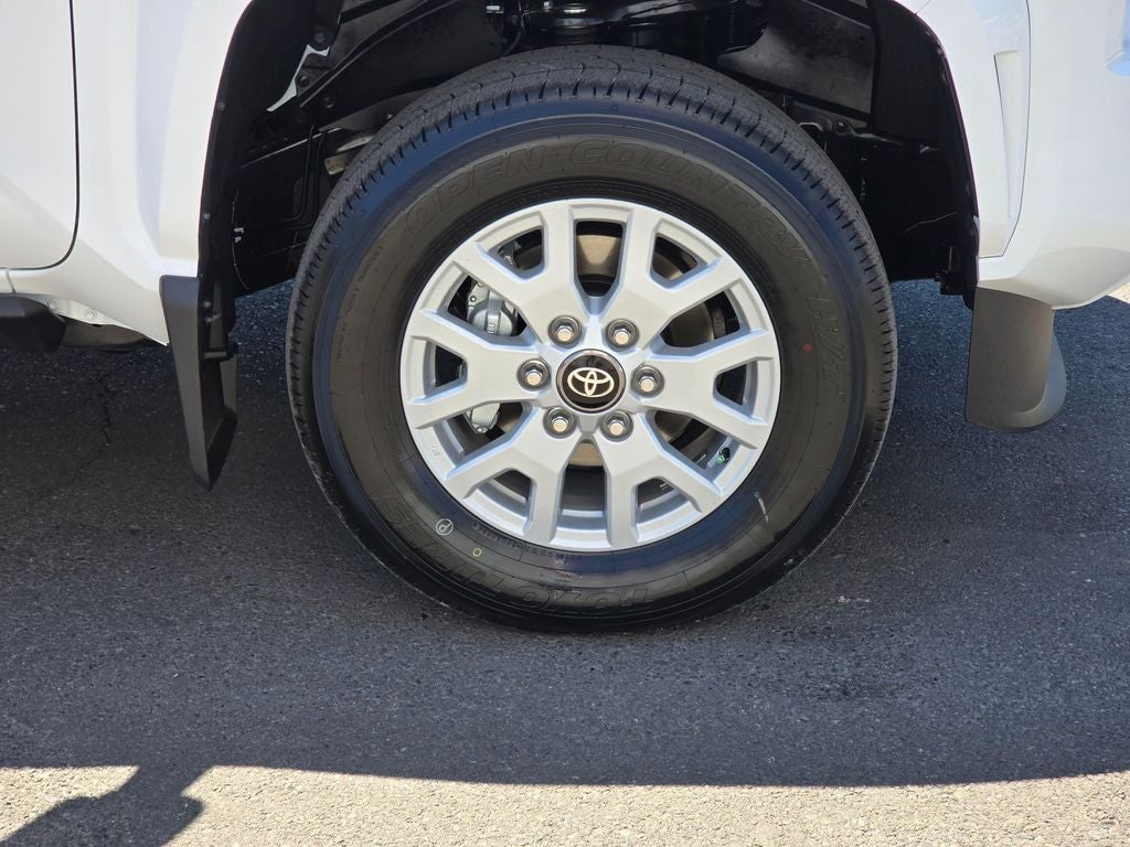 2026 Toyota Tacoma SR5 - Photo 9