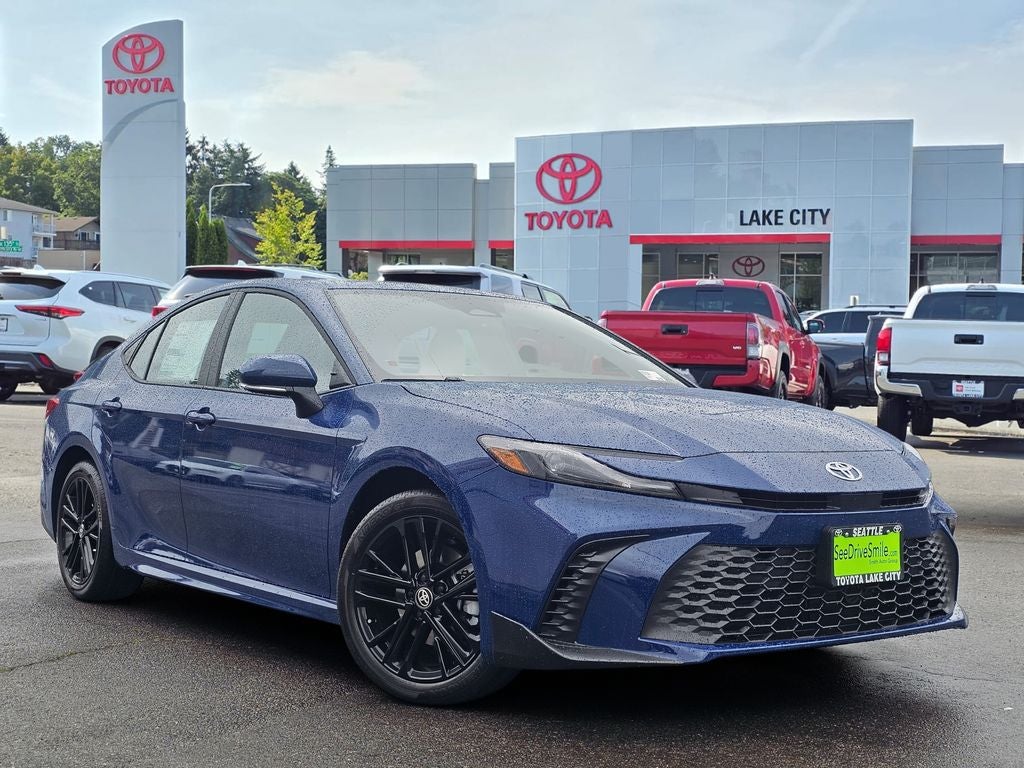 2026 Toyota Camry SE AWD Hybrid's photo