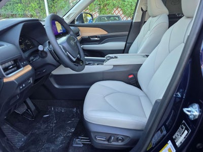 2026 Toyota Grand Highlander Platinum