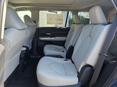 2026 Toyota Grand Highlander Platinum
