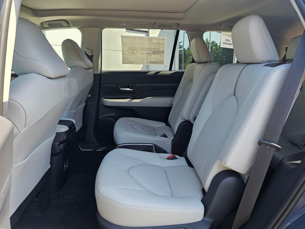2026 Toyota Grand Highlander Platinum