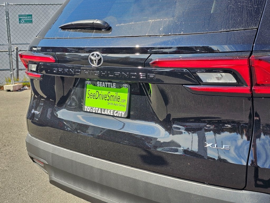 2026 Toyota Grand Highlander Hybrid XLE