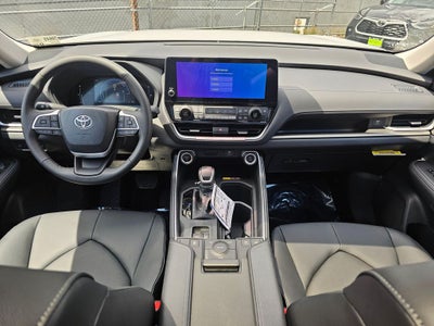 2026 Toyota Grand Highlander Hybrid XLE