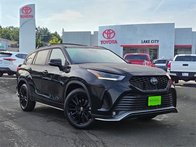 2025 Toyota Highlander XSE