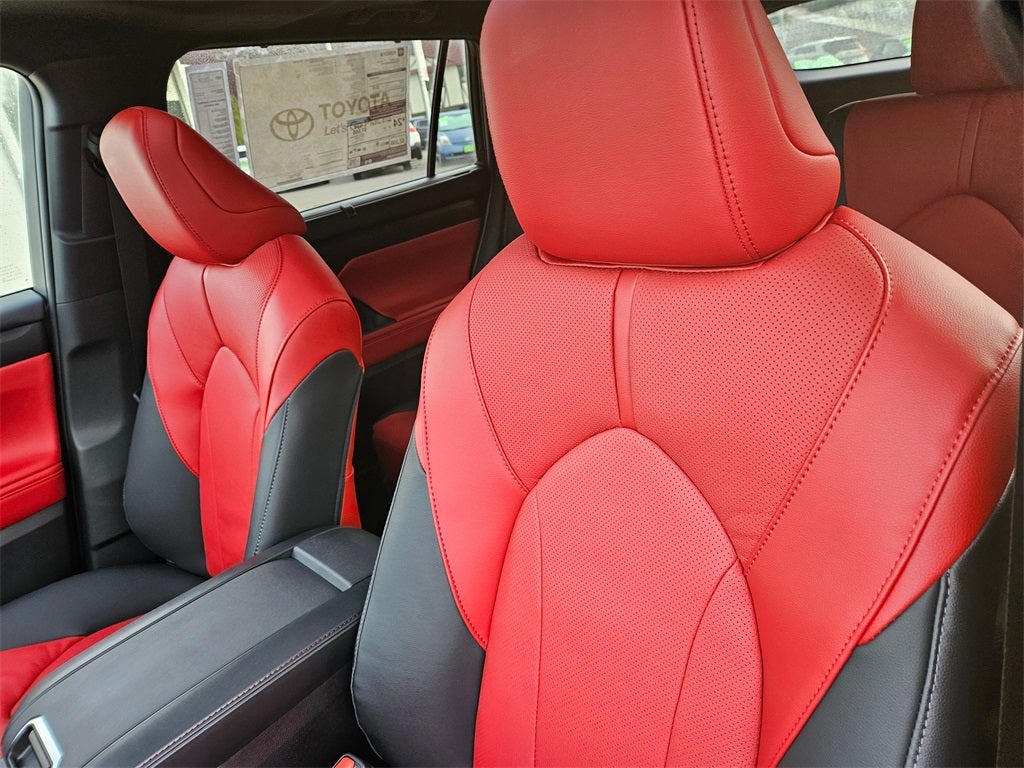 2025 Toyota Highlander XSE