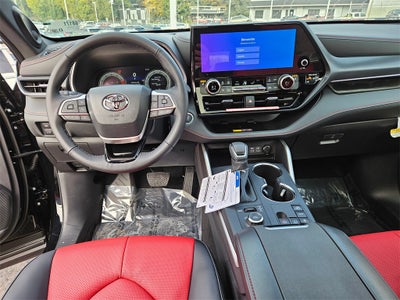 2025 Toyota Highlander XSE