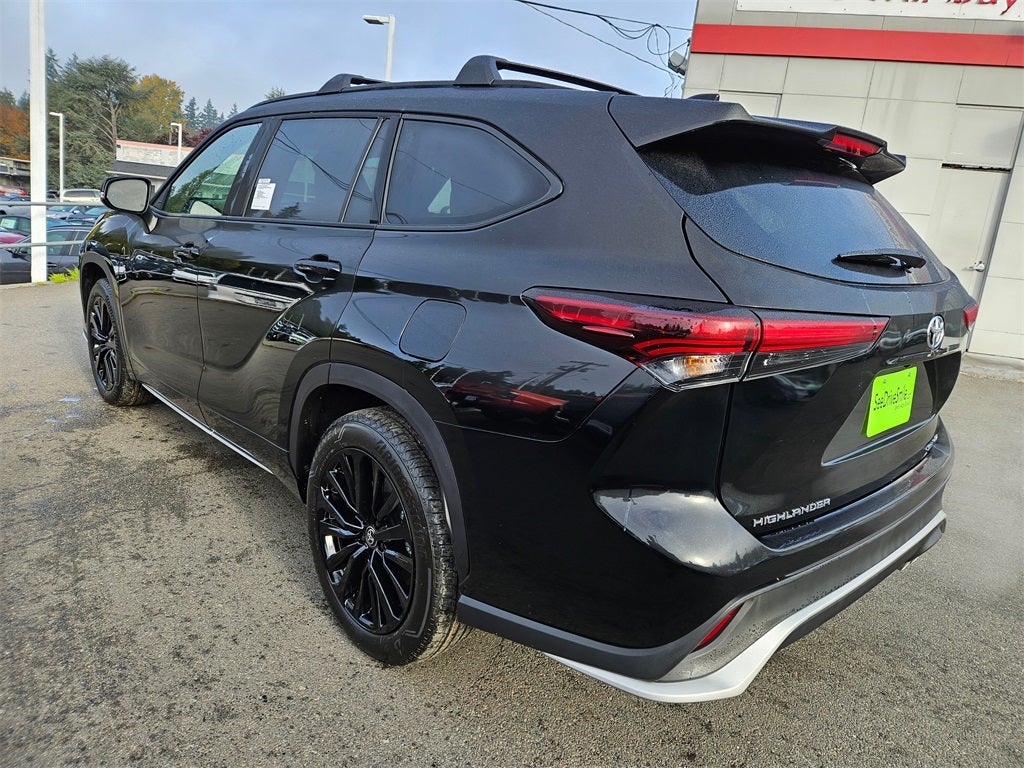 2025 Toyota Highlander XSE