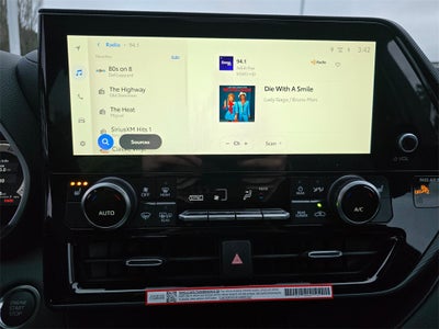 2026 Toyota Highlander XSE