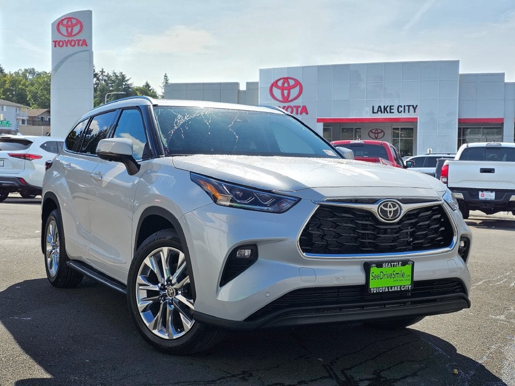 2026 Toyota Highlander Limited