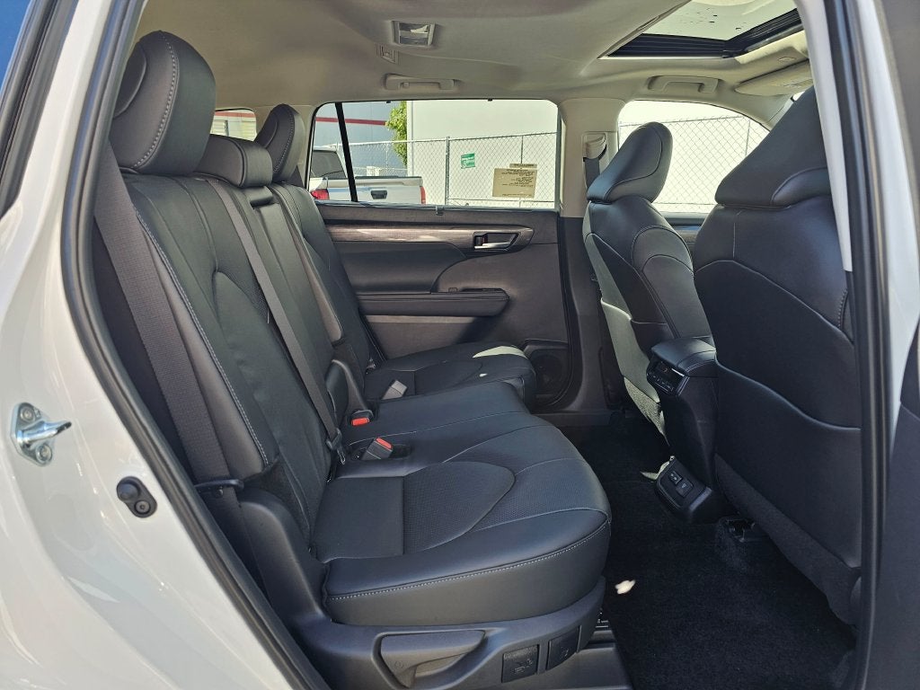 2026 Toyota Highlander Limited