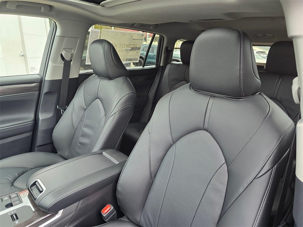 2026 Toyota Highlander Hybrid Hybrid Limited