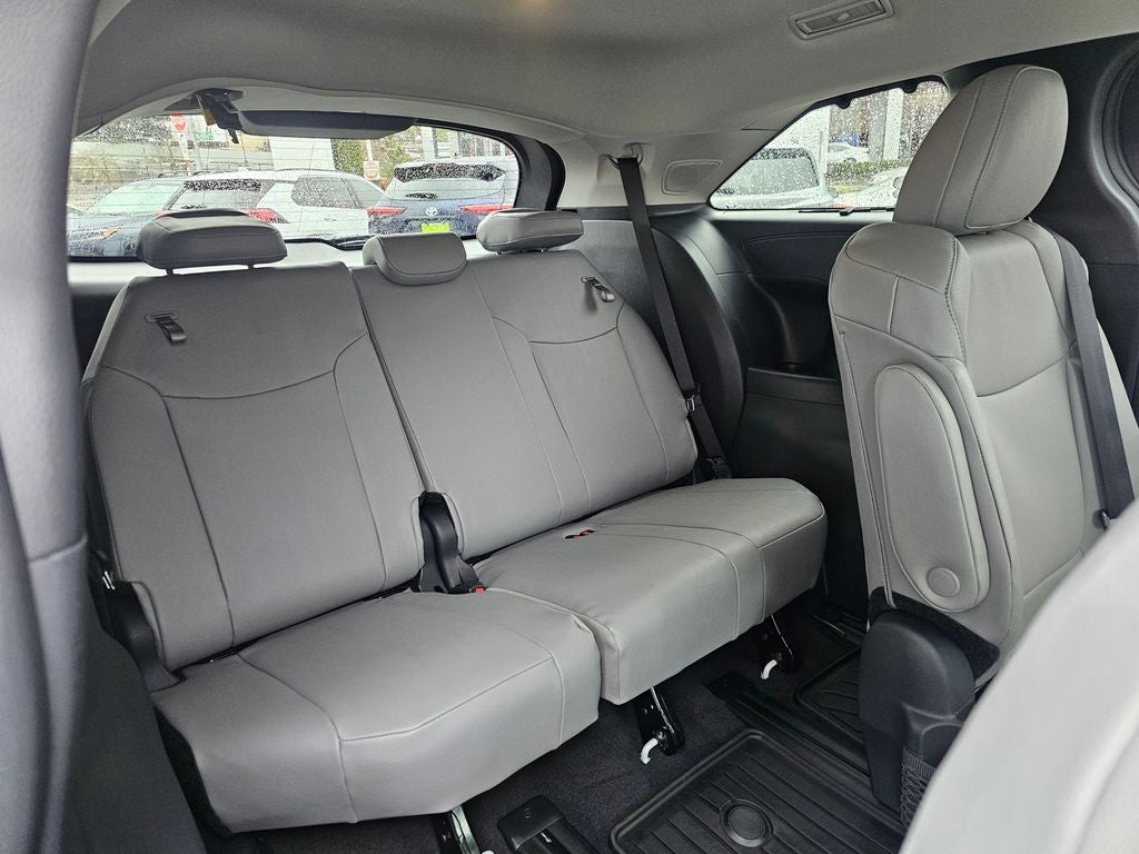 2026 Toyota Sienna XLE 7 Passenger