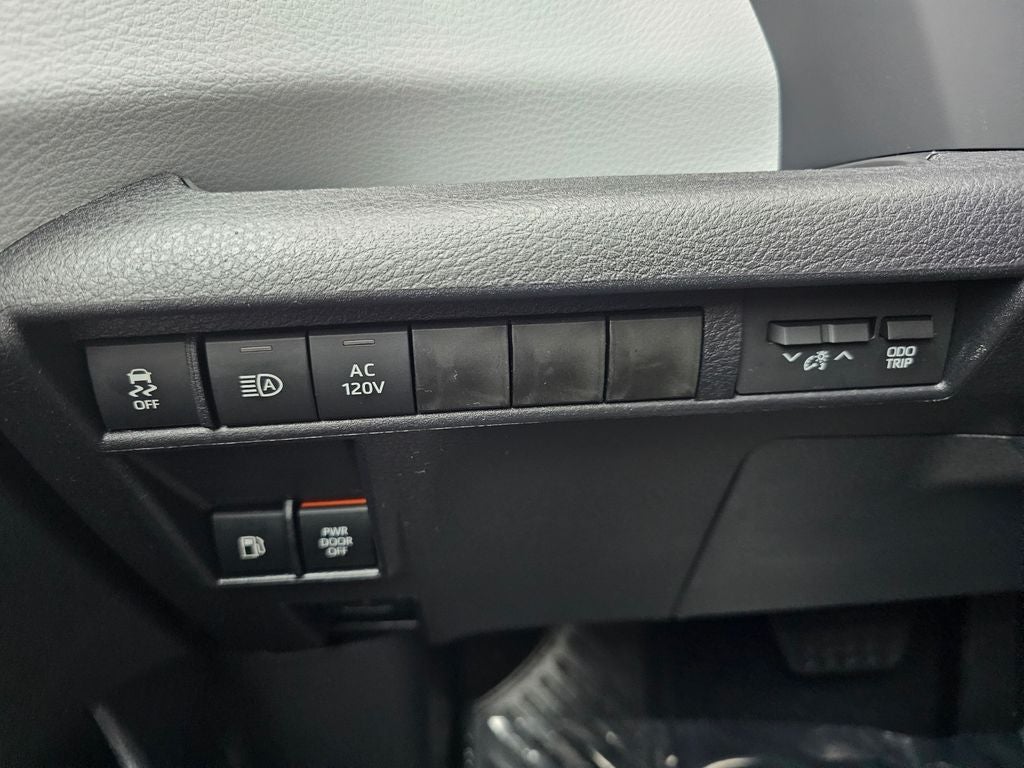 2026 Toyota Sienna XLE 7 Passenger