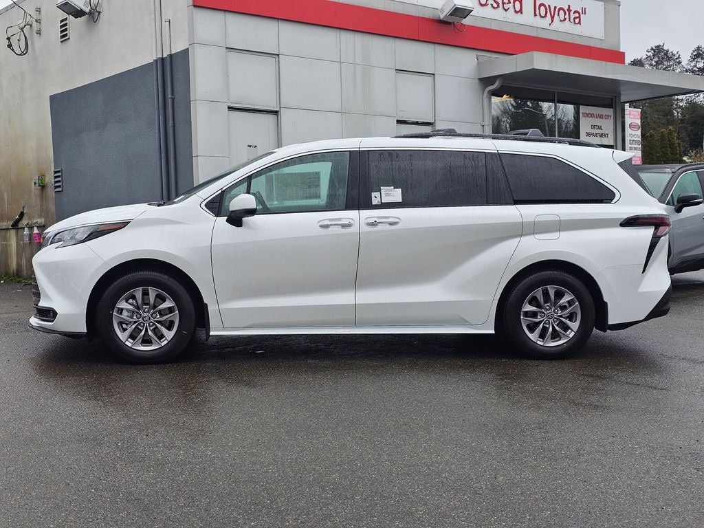 2026 Toyota Sienna XLE 7 Passenger