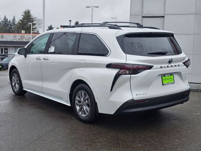 2026 Toyota Sienna XLE 7 Passenger