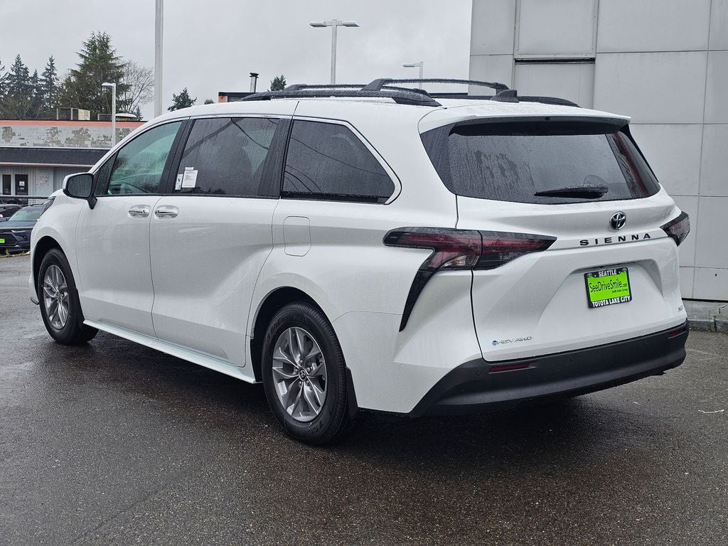 2026 Toyota Sienna XLE 7 Passenger