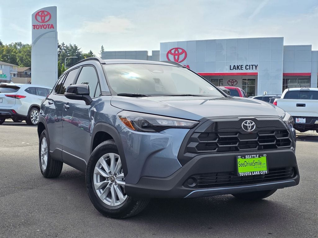 2026 Toyota Corolla Cross LE