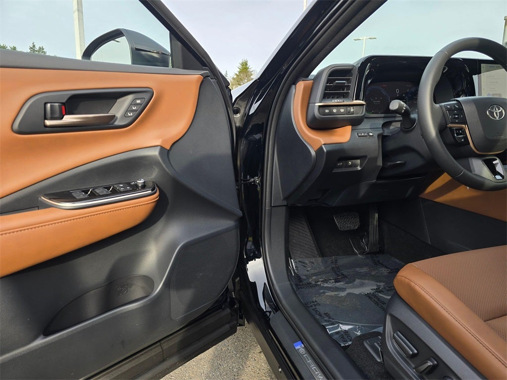 2026 Toyota Toyota Crown Signia XLE