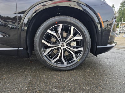 2026 Toyota Toyota Crown Signia XLE