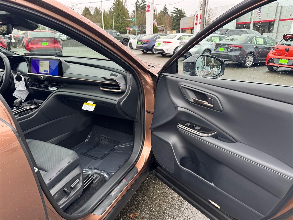 2026 Toyota Toyota Crown Signia Limited