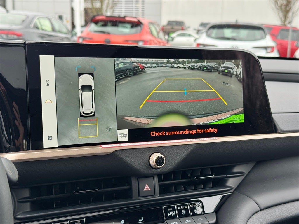 2026 Toyota Toyota Crown Signia Limited