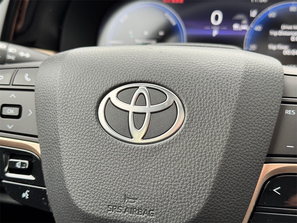 2026 Toyota Toyota Crown Signia Limited