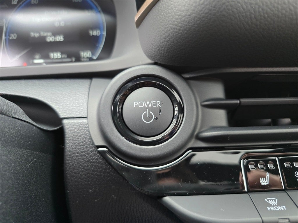 2026 Toyota Toyota Crown Signia Limited