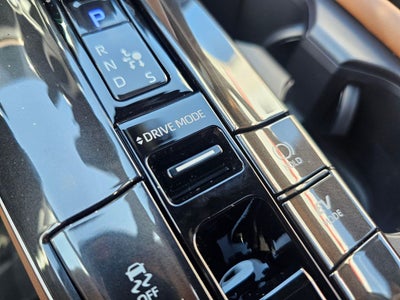 2026 Toyota Crown Signia Limited