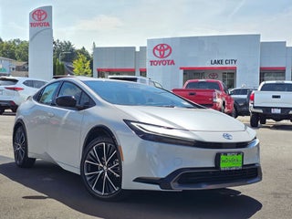 2027 Toyota Prius L