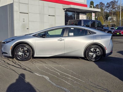 2026 Toyota Prius Plug-in Hybrid SE