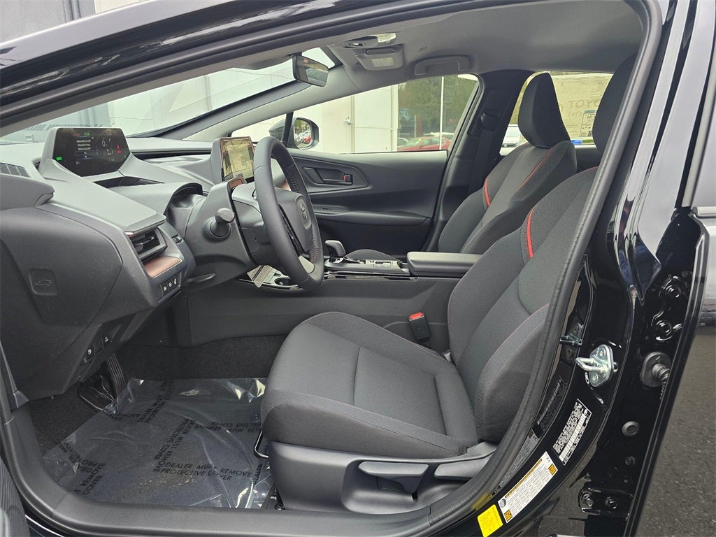 2026 Toyota Prius Plug-in Hybrid SE