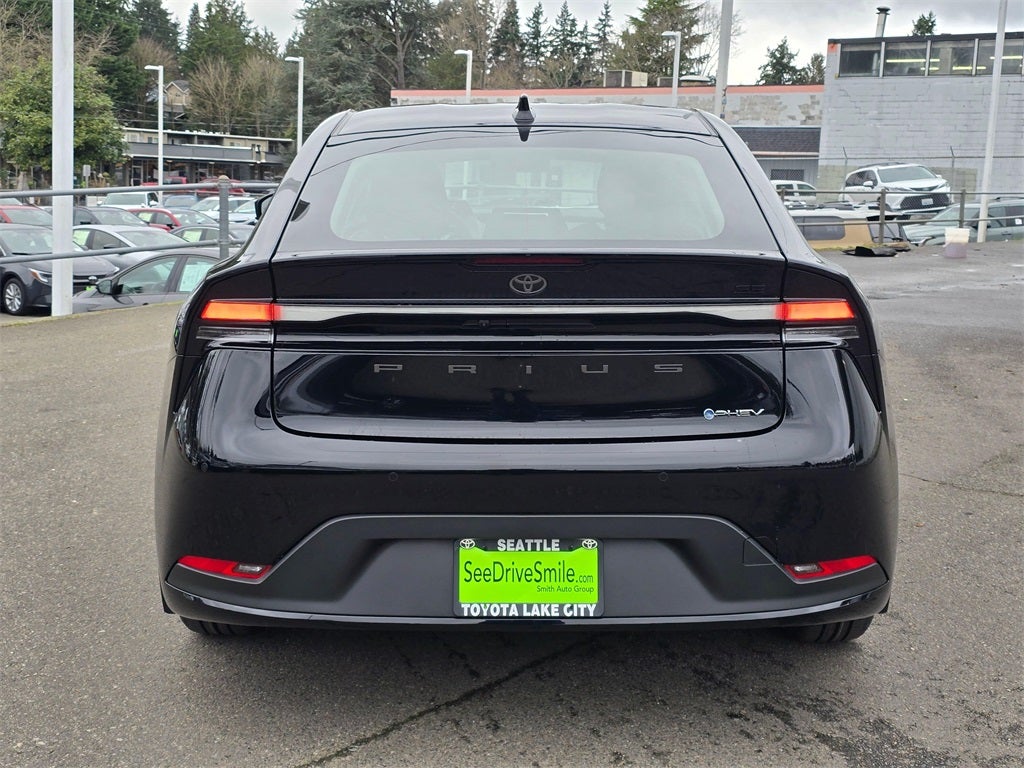 2026 Toyota Prius Plug-in Hybrid SE