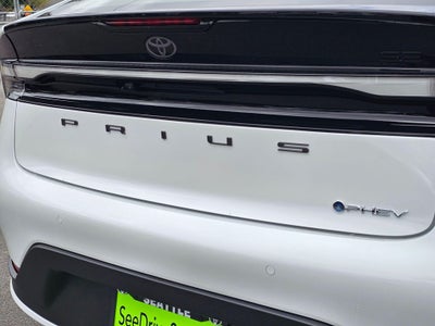 2026 Toyota Prius Plug-in Hybrid SE