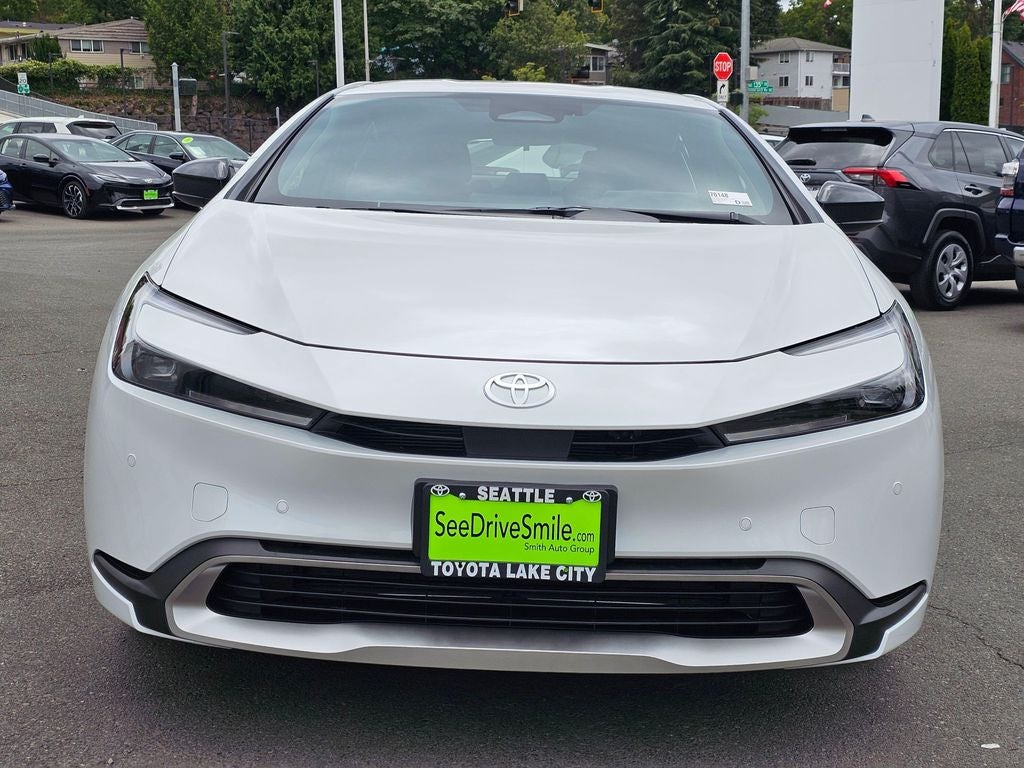 2026 Toyota Prius Plug-in Hybrid SE