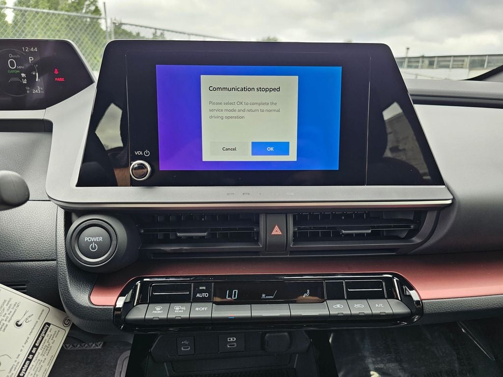 2026 Toyota Prius Plug-in Hybrid SE