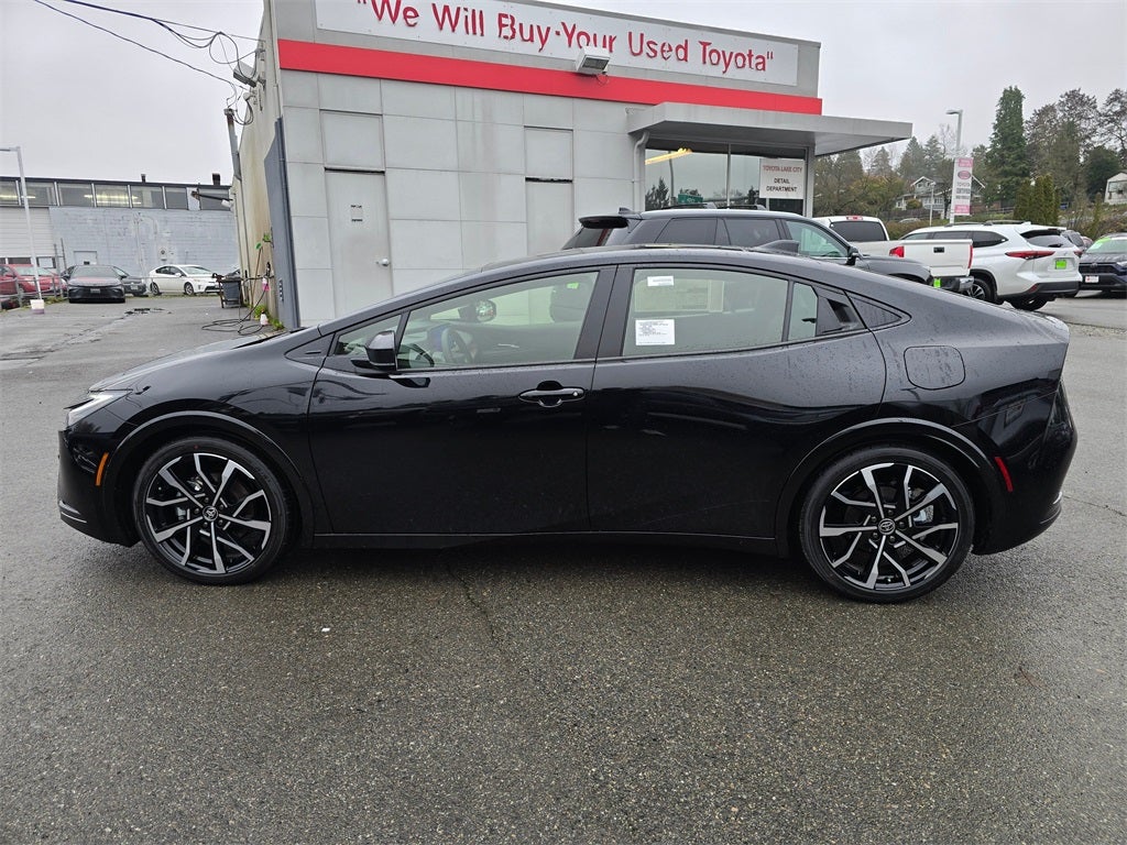 2026 Toyota Prius Plug-in Hybrid XSE