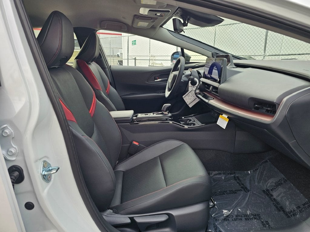 2027 Toyota Prius Plug-in Hybrid XSE Premium
