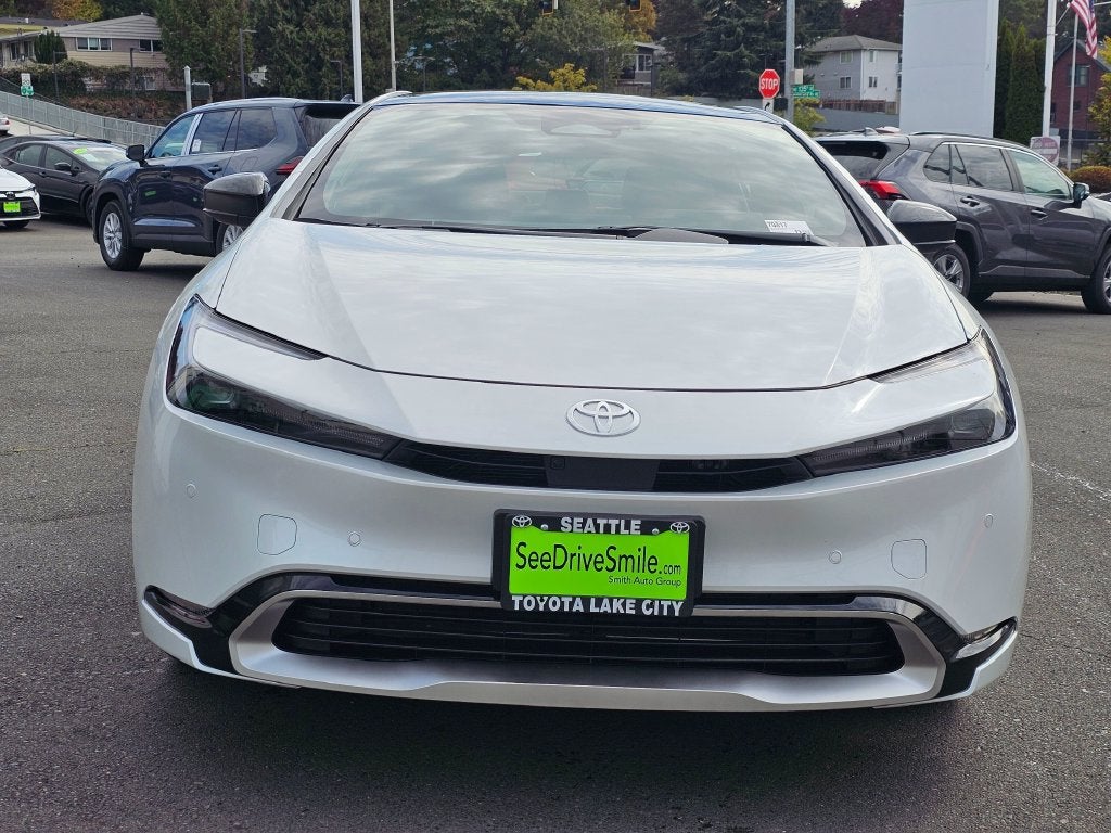 2027 Toyota Prius Plug-in Hybrid XSE Premium