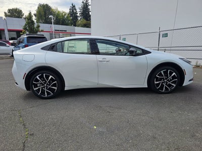 2027 Toyota Prius Plug-in Hybrid XSE Premium
