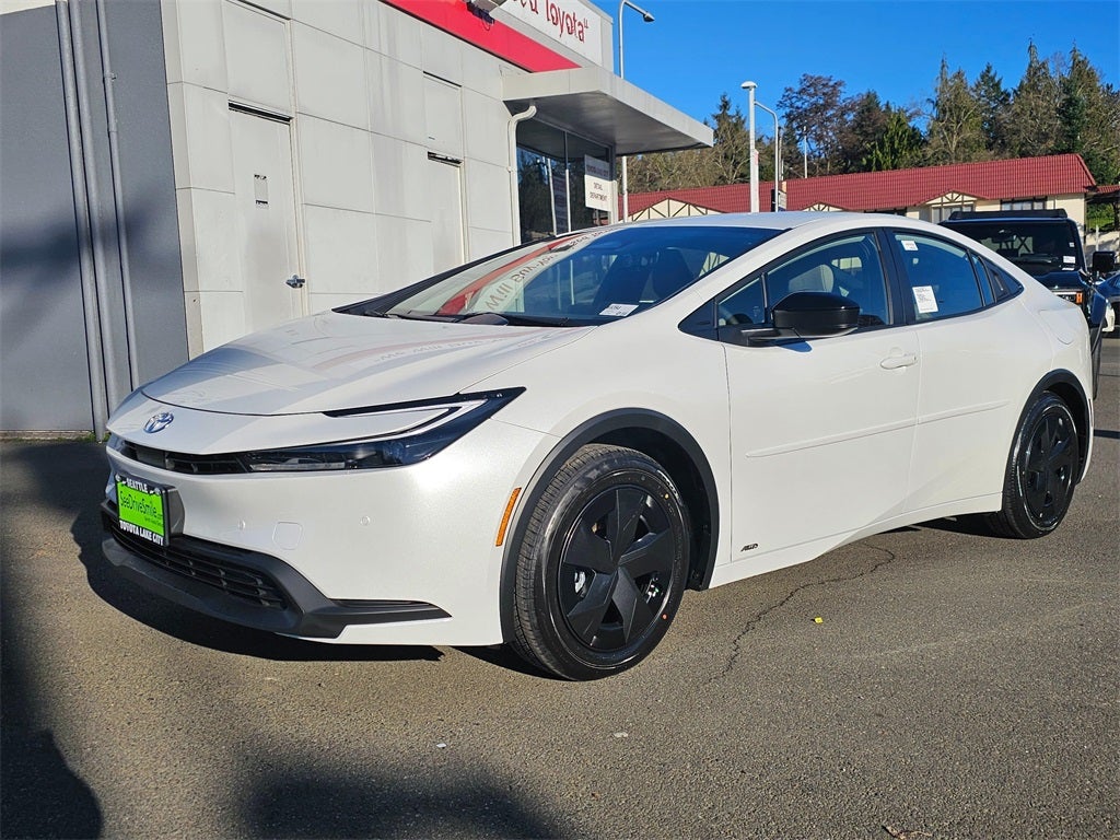 2026 Toyota Prius LE