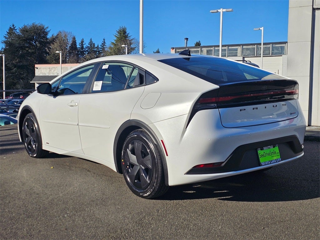 2026 Toyota Prius LE