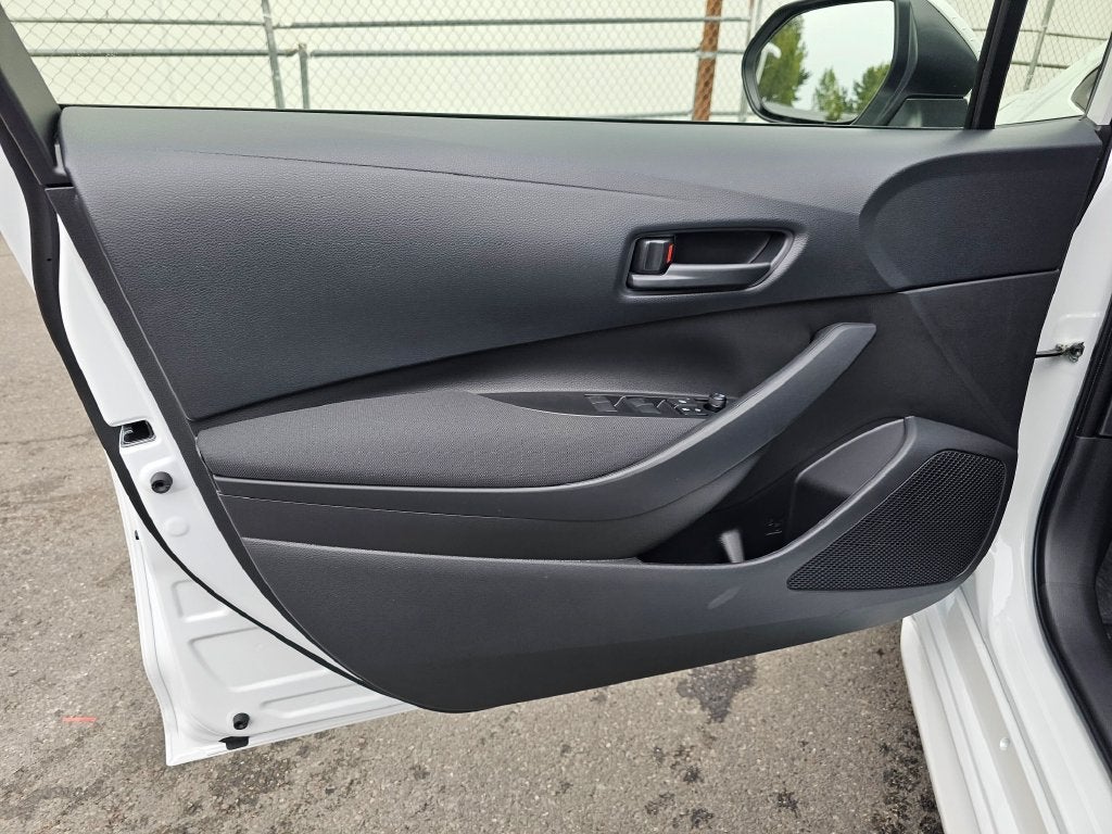 2027 Toyota Corolla LE