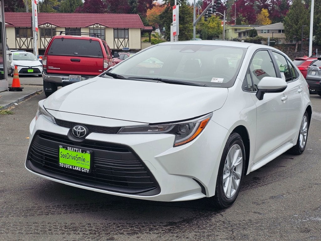 2027 Toyota Corolla LE