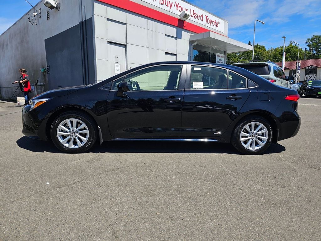 2026 Toyota Corolla Hybrid LE