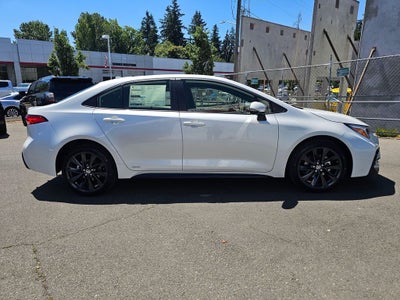 2026 Toyota Corolla Hybrid SE