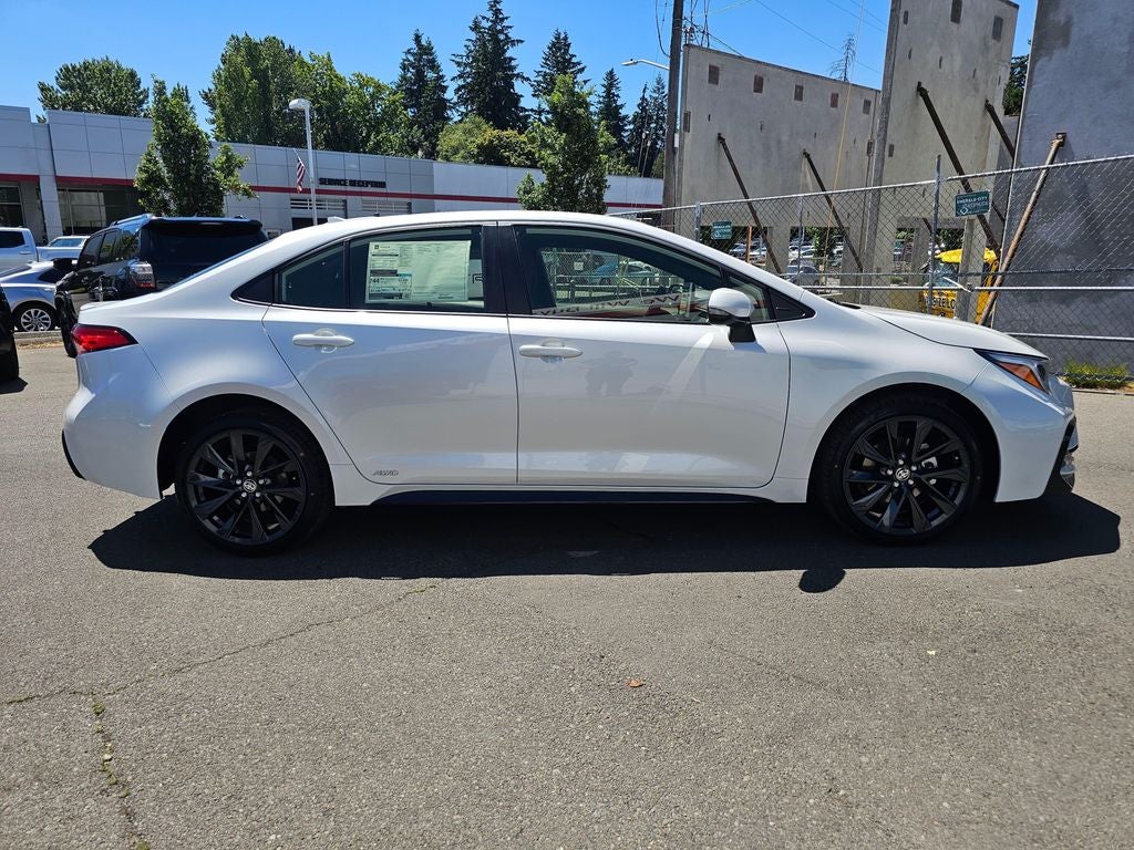 2026 Toyota Corolla Hybrid SE